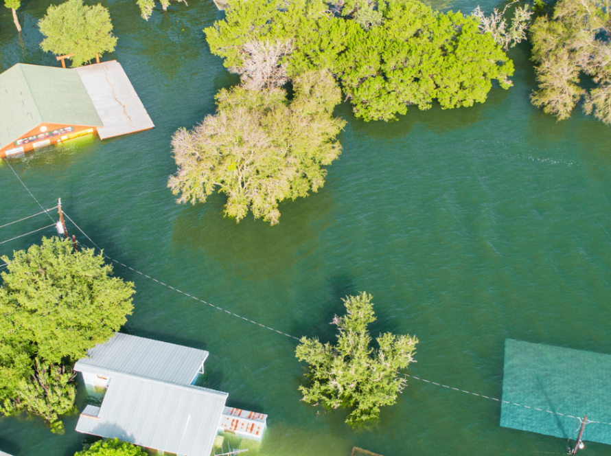 British Columbia on flood alert along river blocked by landslide